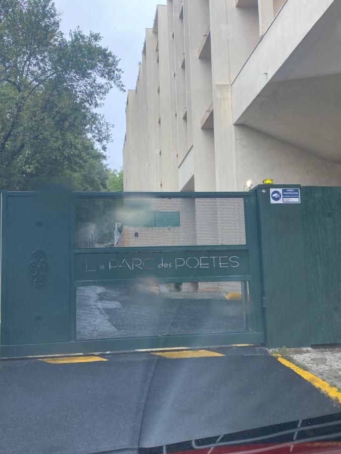 Appt T2 Proche Gare De Beziers Impasse Fay Apartment Luaran gambar